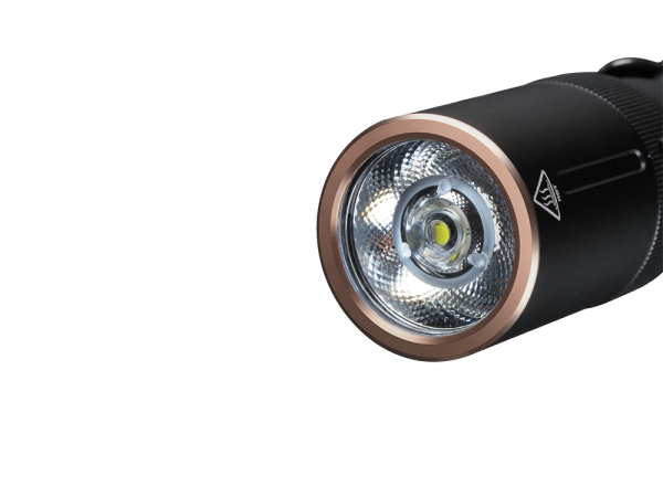 Фонарь Fenix E20V2.0  Cree SST20 LED E20V20 от прозводителя Fenix