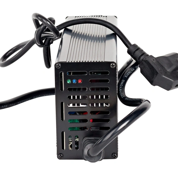 Зарядное утройство LiFePo4 14.6v (12v) 20A PB1420 от прозводителя Prombattery